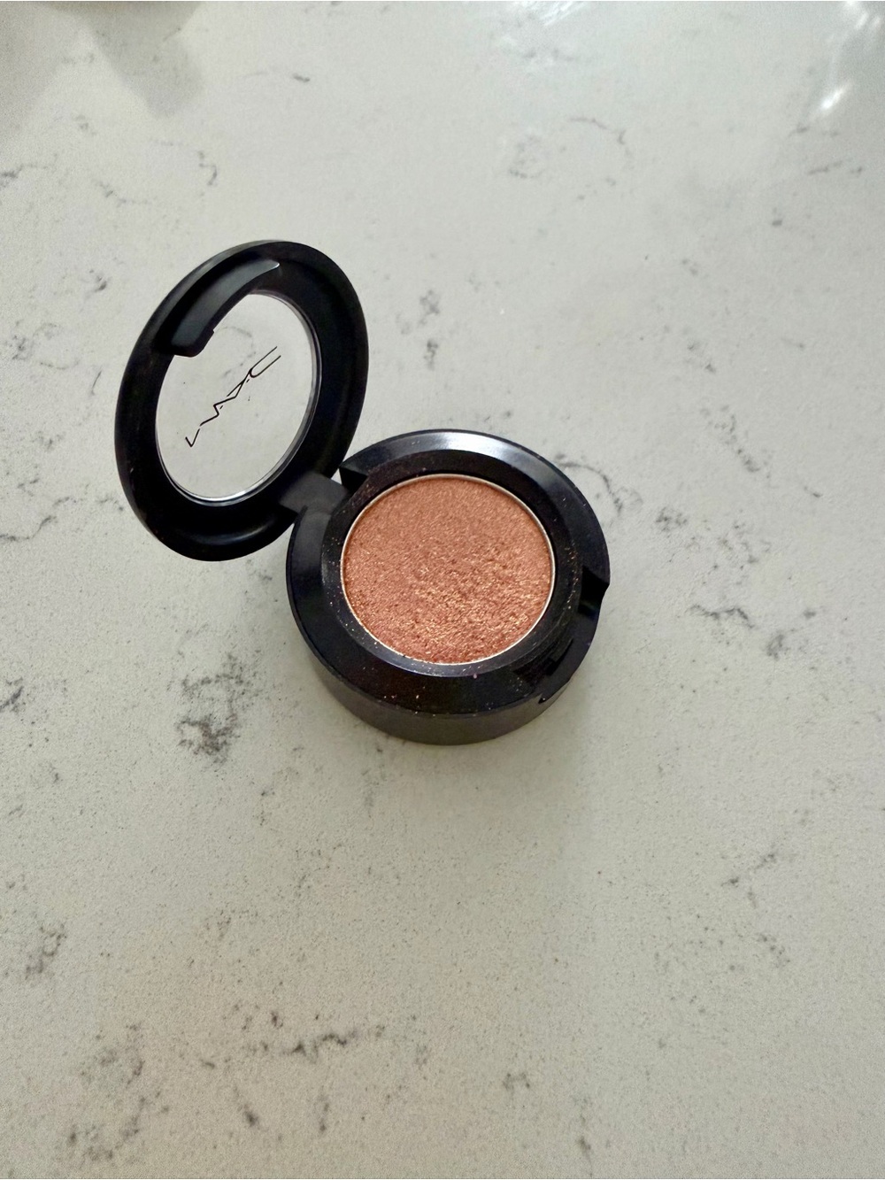 BRAND NEW/UNUSED MAC Cosmetics Copper Shimmer Eyeshadow in Tutu Good.